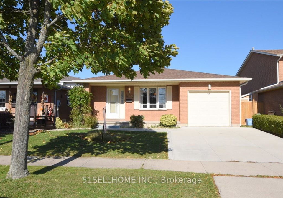 26-featherwood-crescent-hamilton-ontario-x13831150