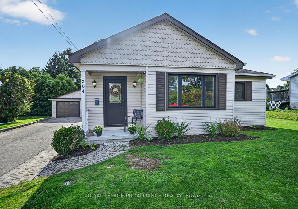 304-oxford-avenue-brockville-ontario-x13831322