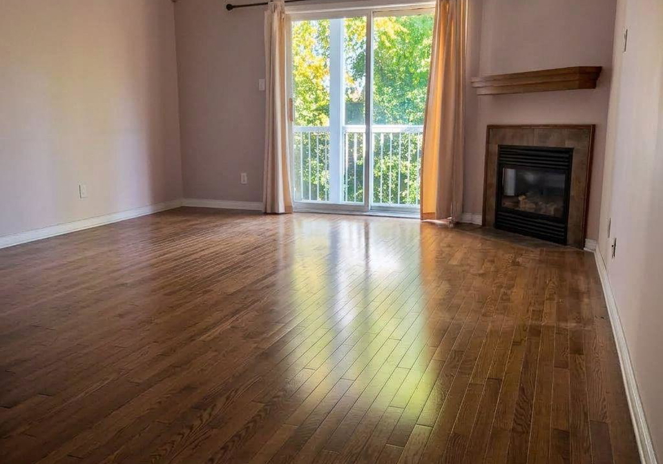 1046-redtail-private-ottawa-ontario-x13831338
