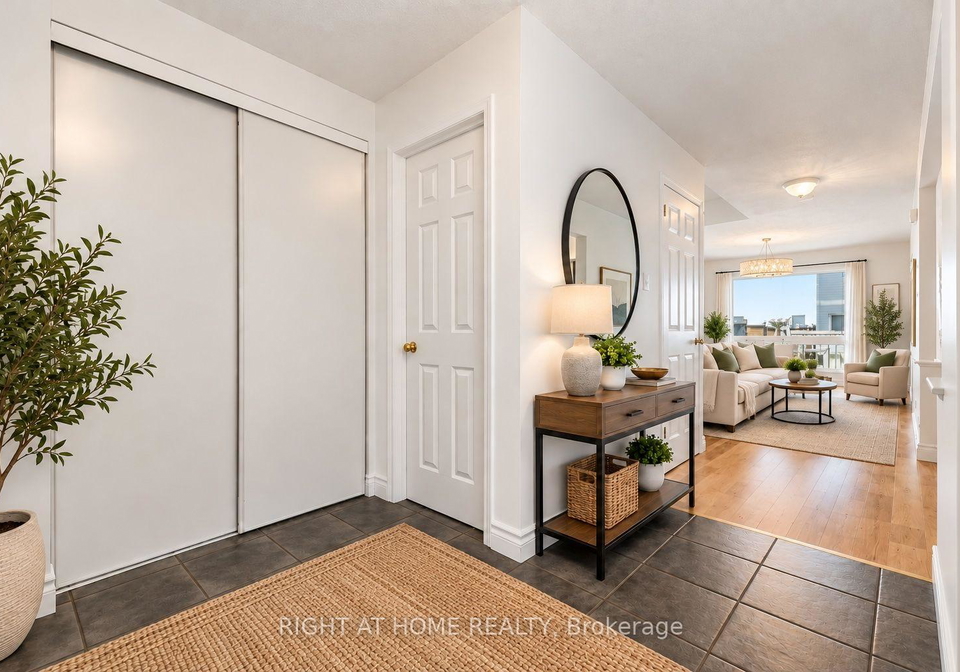 323-berrigan-drive-ottawa-ontario-x13831582