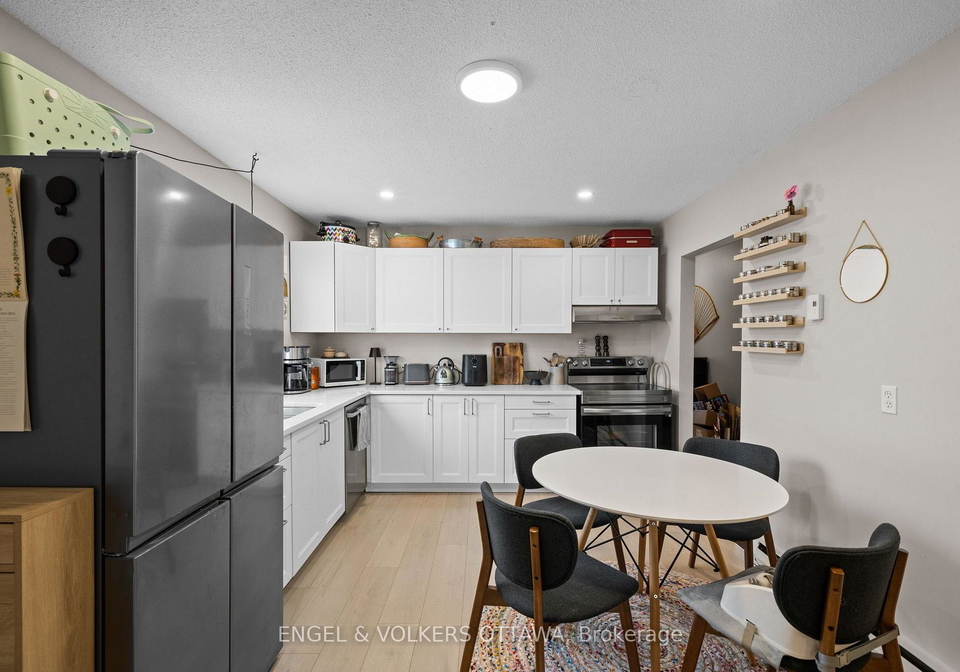 1142-clapp-lane-ottawa-ontario-x13831616