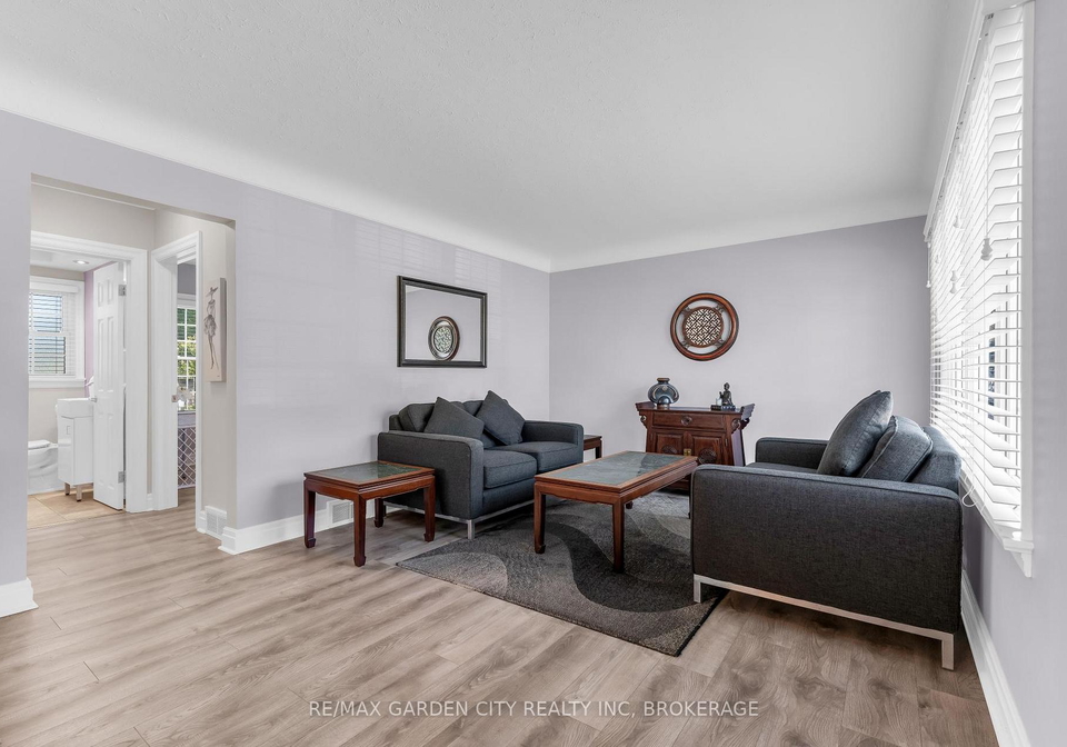 4-manor-road-st-catharines-ontario-x13831770