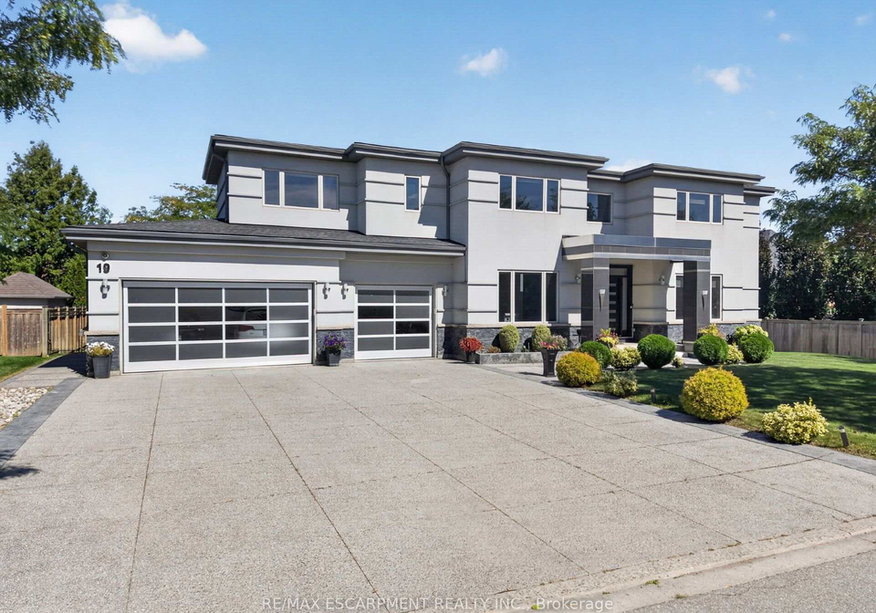 19-mccollum-road-hamilton-ontario-x13831962