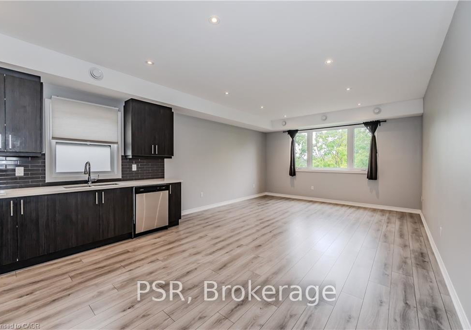 17-mary-street-waterloo-ontario-x13832264