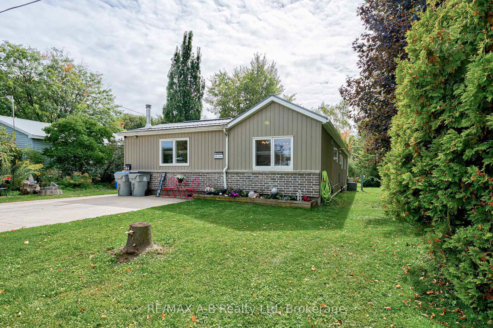 195-cedar-road-perth-east-ontario-x13832306