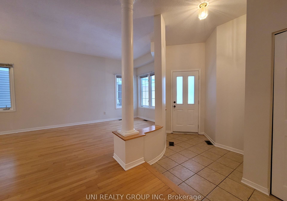 12-staten-way-ottawa-ontario-x13832458