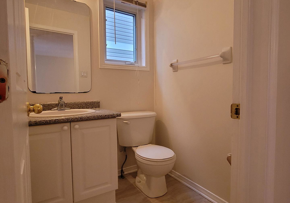 12-staten-way-ottawa-ontario-x13832458