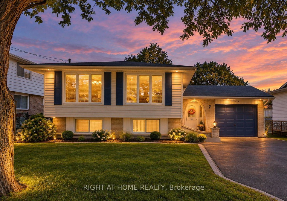 7-hanover-place-n-hamilton-ontario-x13832572