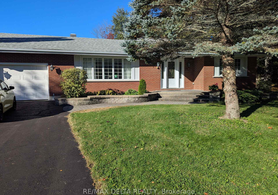 77-front-road-w-champlain-ontario-x13832740