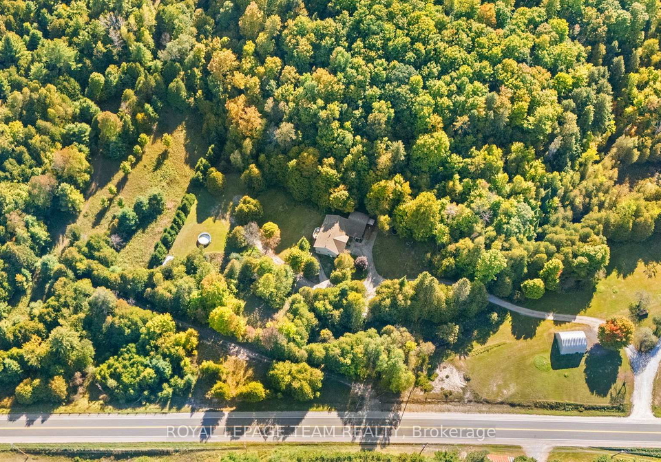 5195-mcdonalds-corners-road-lanark-highlands-ontario-x13832826