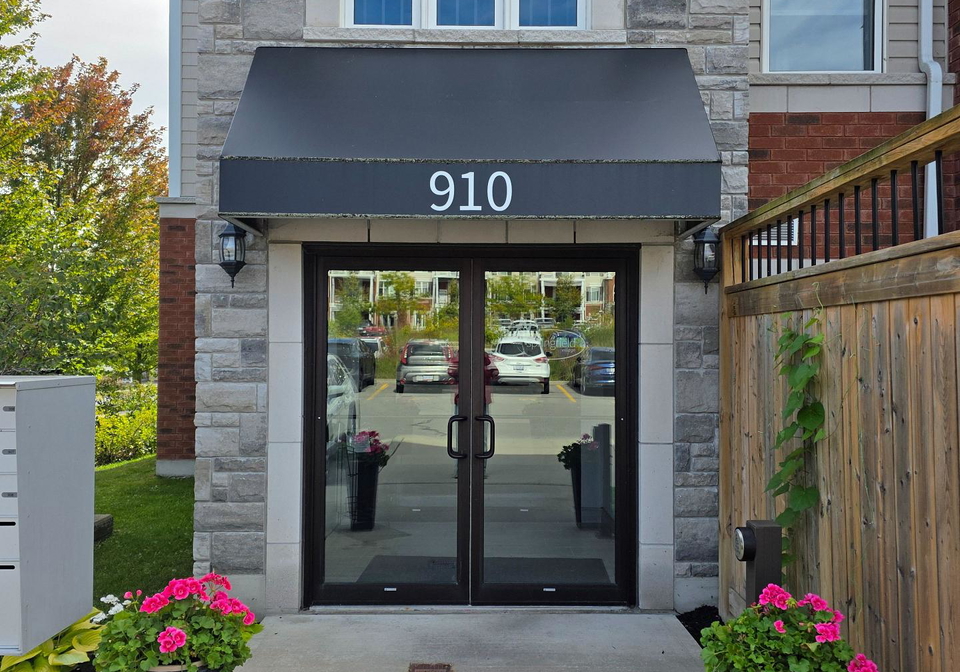 910-wentworth-street-peterborough-ontario-x13832966