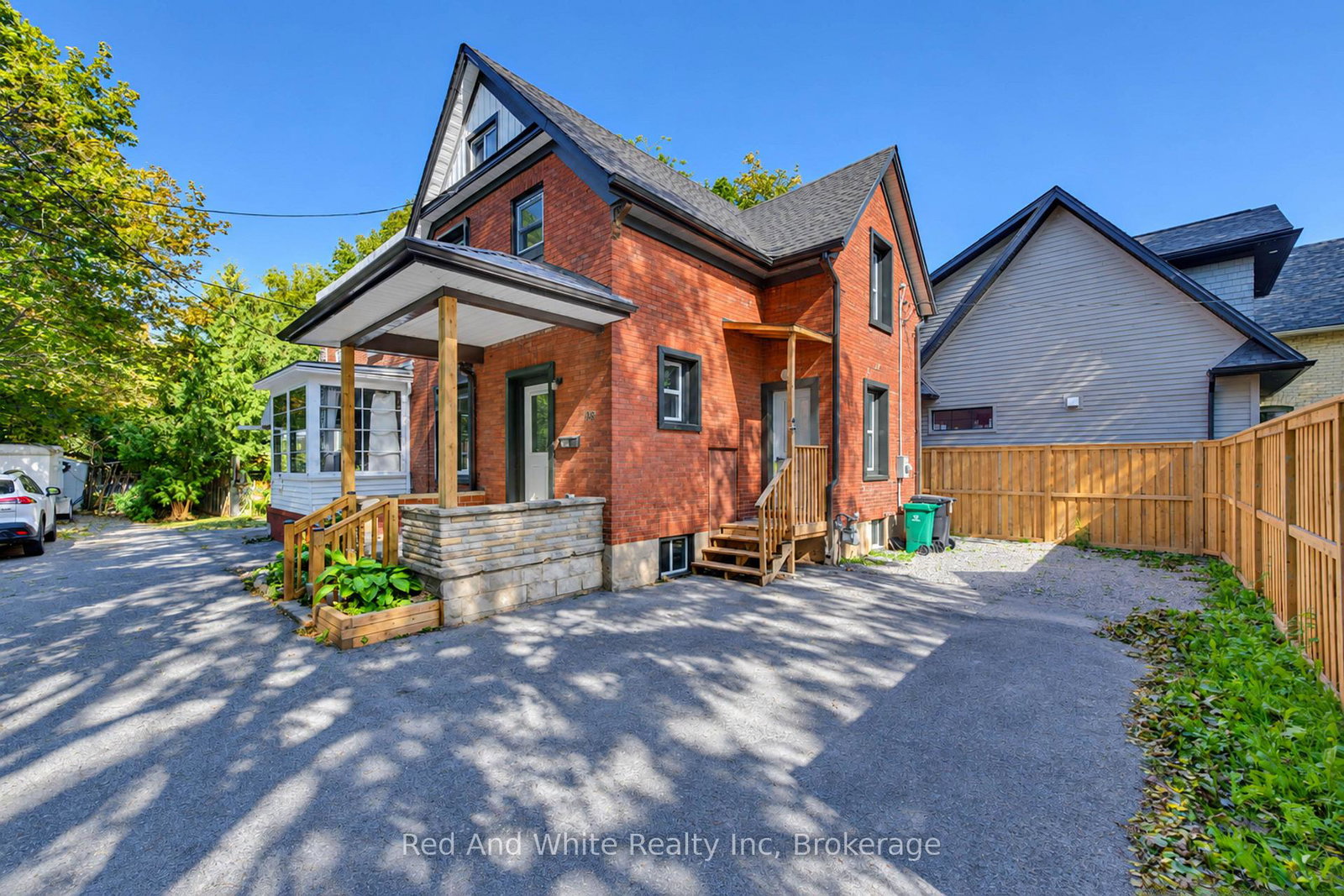 18-miehm-place-kitchener-ontario-x13833506