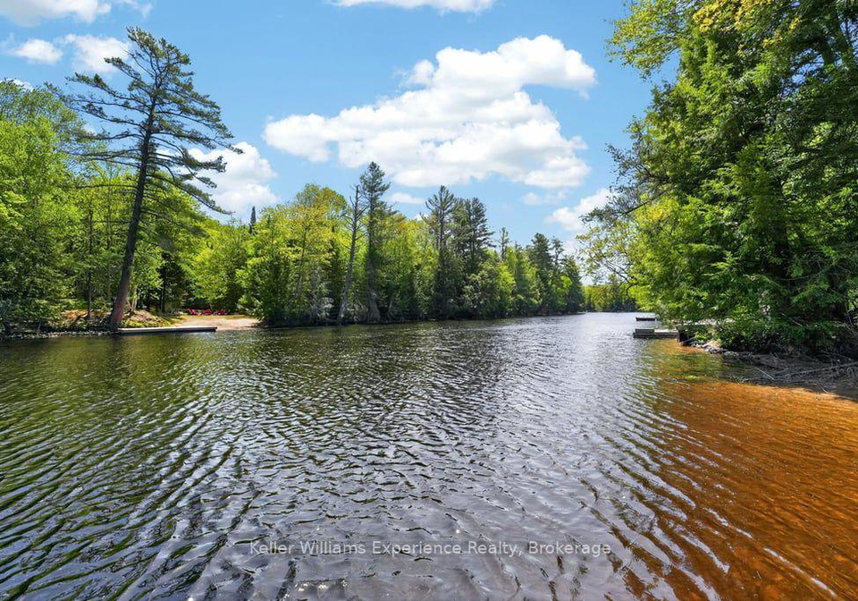 1077-holiday-park-drive-bracebridge-ontario-x13833516