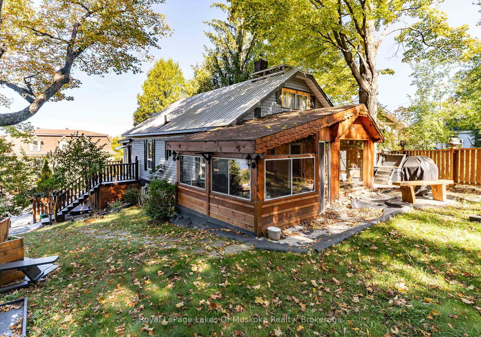 47-main-street-w-huntsville-ontario-x13833558
