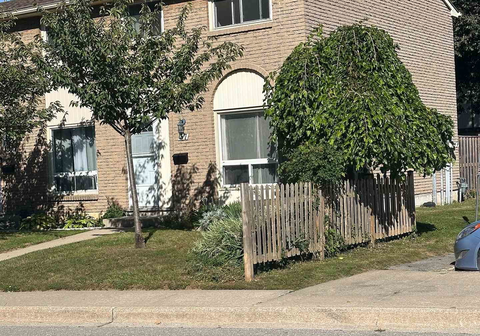 25-linfield-drive-st-catharines-ontario-x13833588