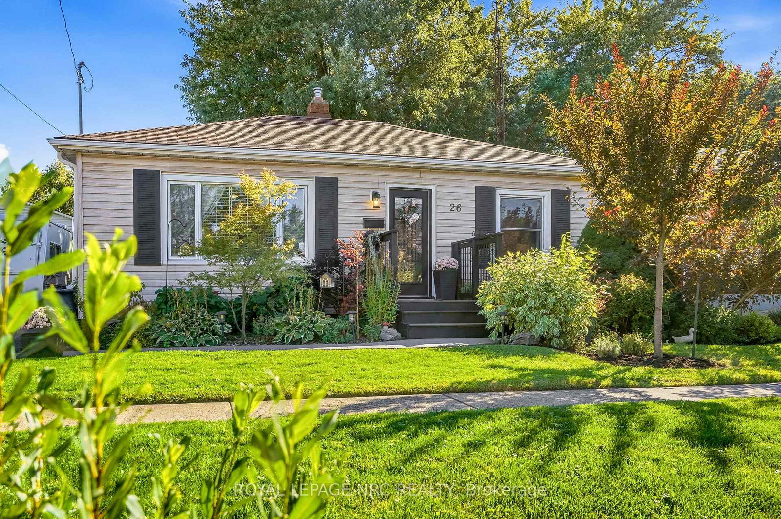 26-battersea-avenue-st-catharines-ontario-x13833640