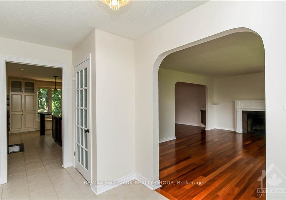 570-duff-crescent-ottawa-ontario-x13833784