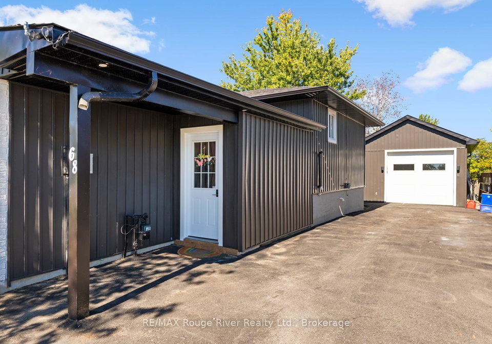 68-coyle-crescent-selwyn-ontario-x13833790