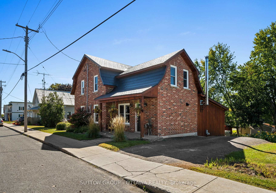 40-sabourin-street-north-stormont-ontario-x13833842