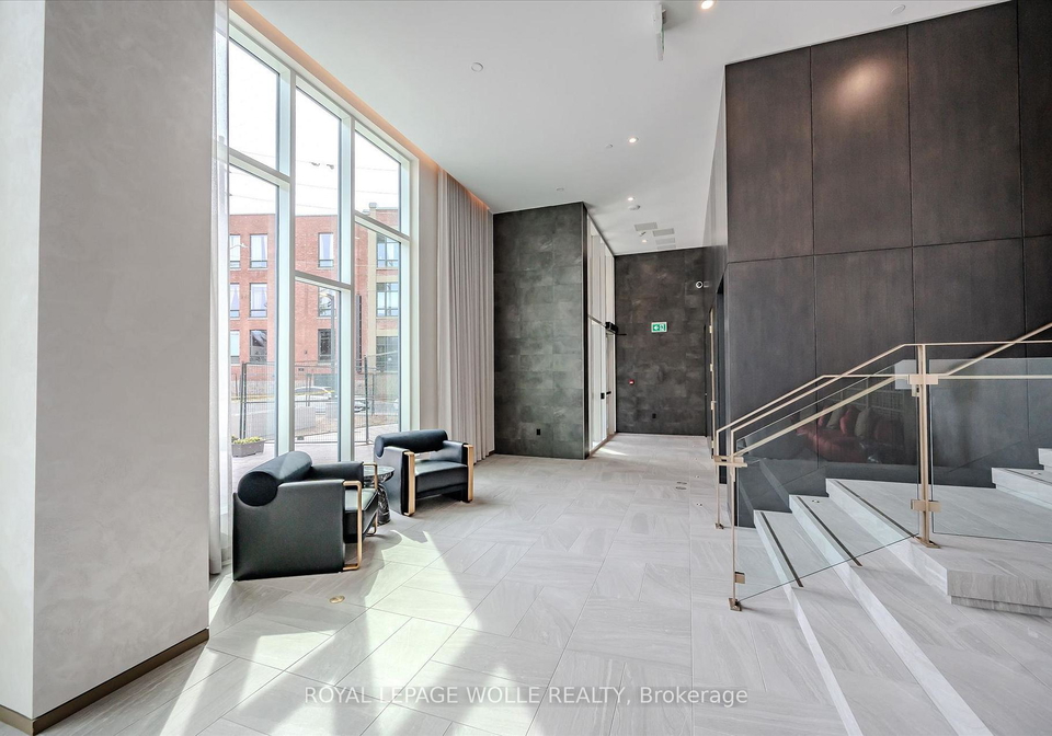 93-arthur-street-s-guelph-ontario-x13833864