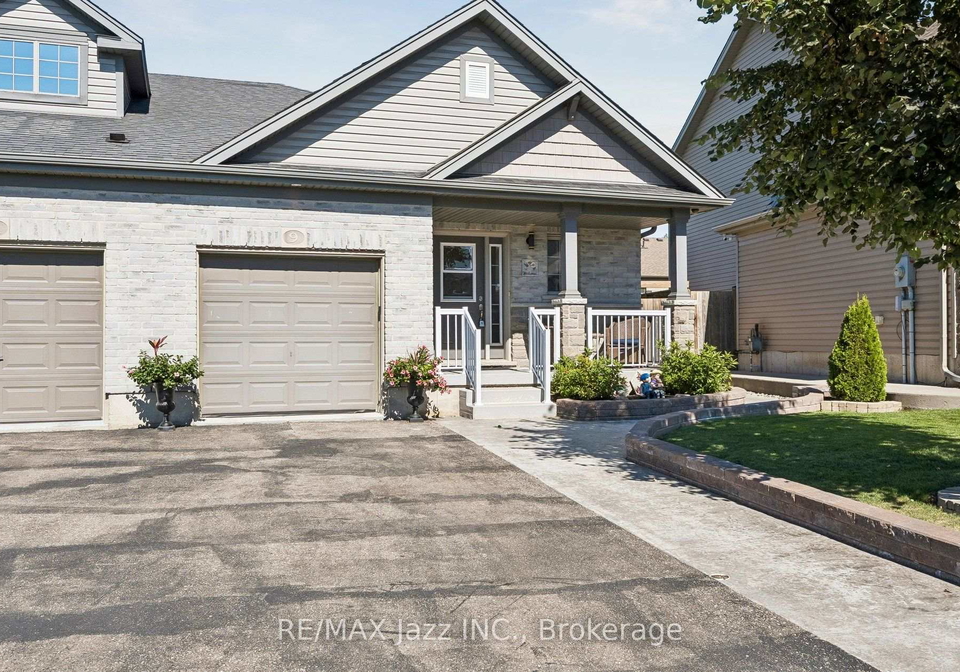 9-trillium-way-norfolk-ontario-x13834176