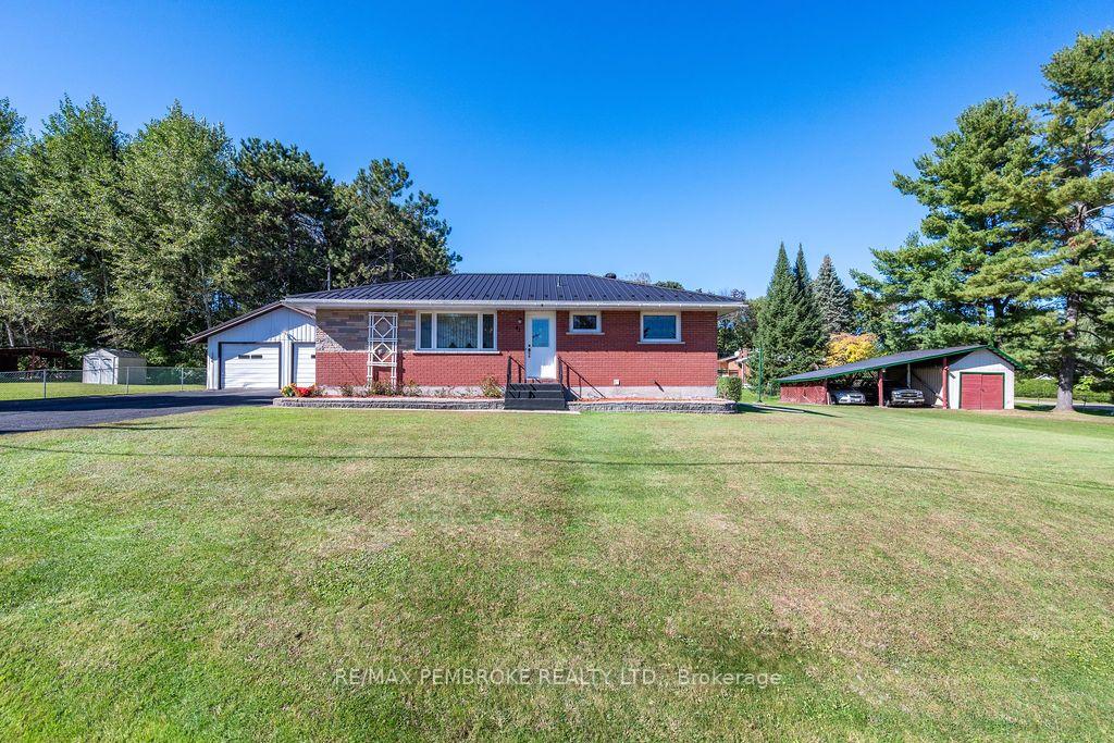41-centre-street-w-petawawa-ontario-x13834228