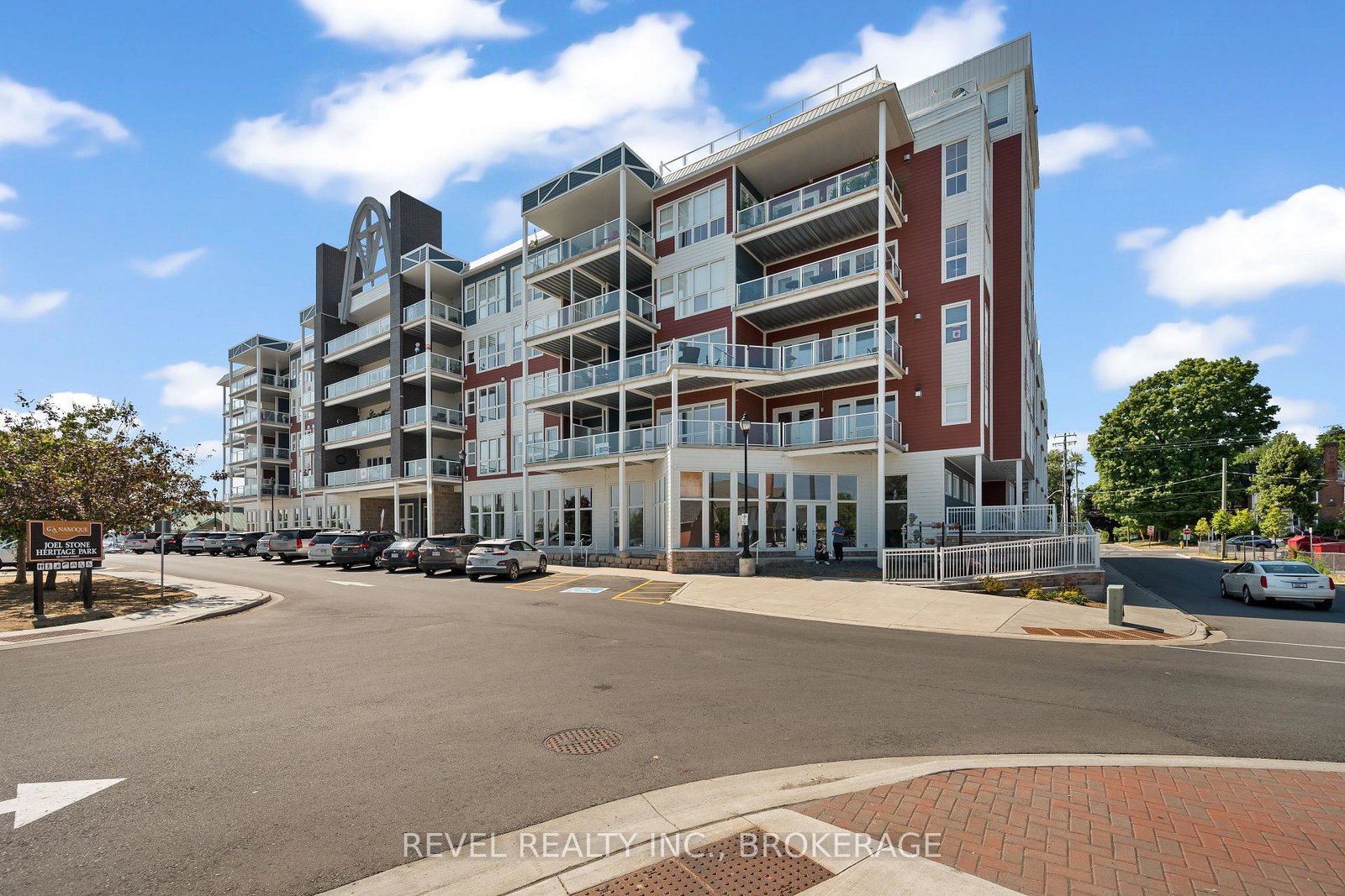 130-water-street-e-gananoque-ontario-x13834314