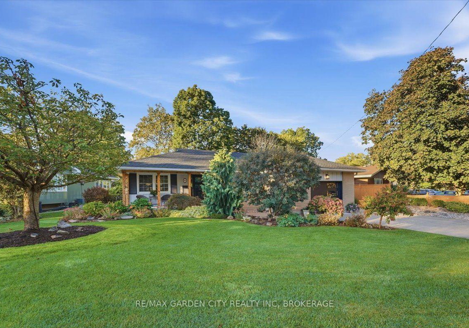 98-village-road-st-catharines-ontario-x13834772