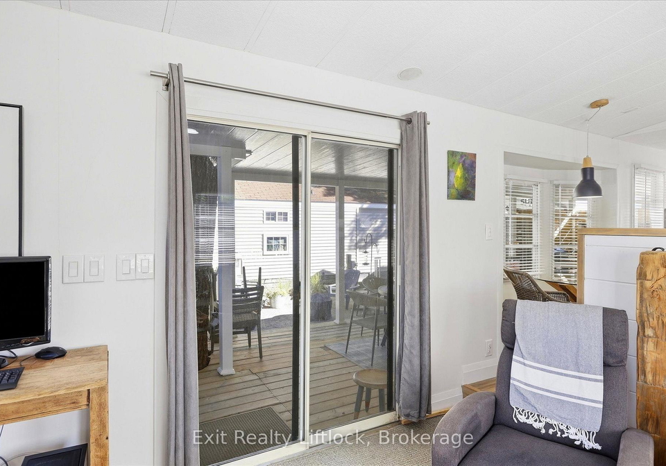 2560-westview-road-selwyn-ontario-x13835182
