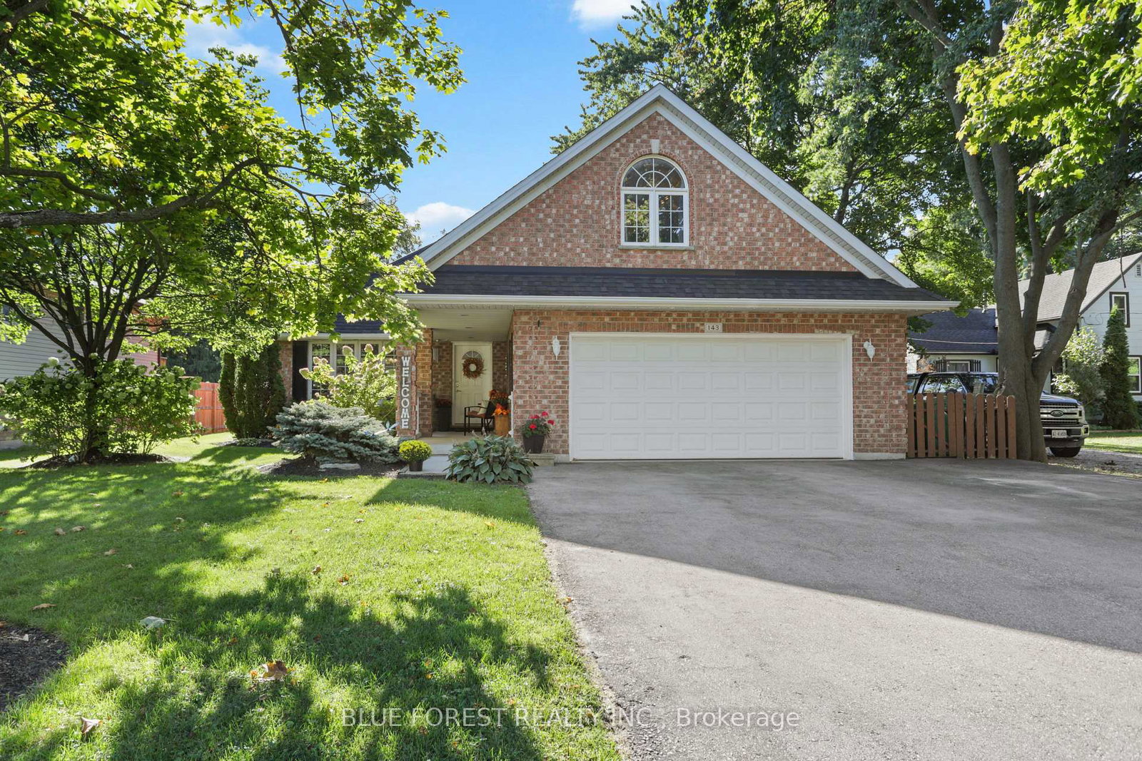 143-water-street-southwest-middlesex-ontario-x13835360