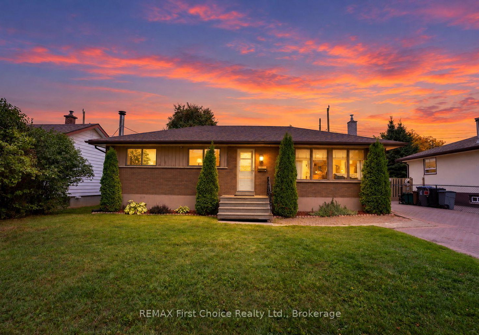 96-stardust-crescent-thunder-bay-ontario-x13835374
