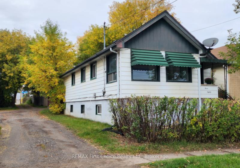 380-queen-street-thunder-bay-ontario-x13835728