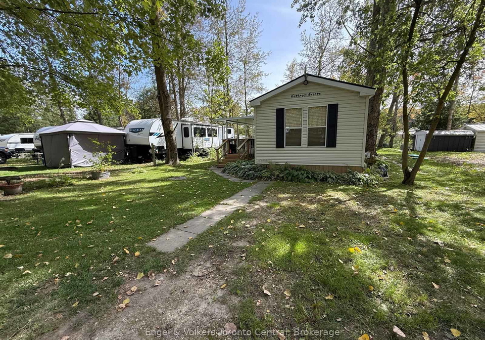 7489-sideroad-5-e-wellington-north-ontario-x13836384