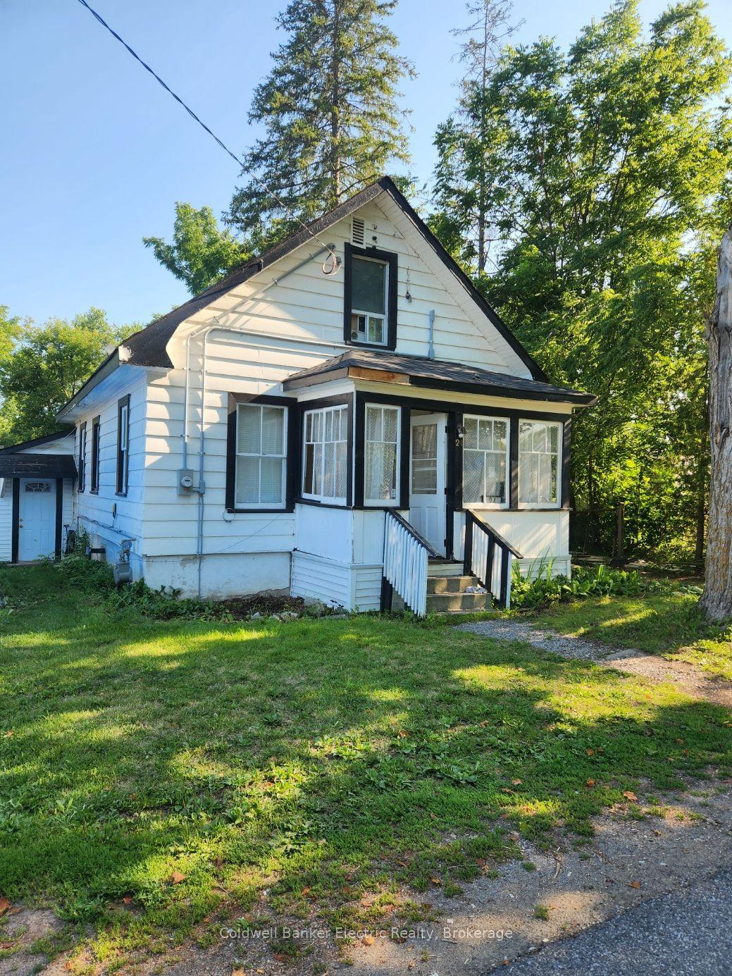 24-victoria-street-e-kawartha-lakes-ontario-x13836532