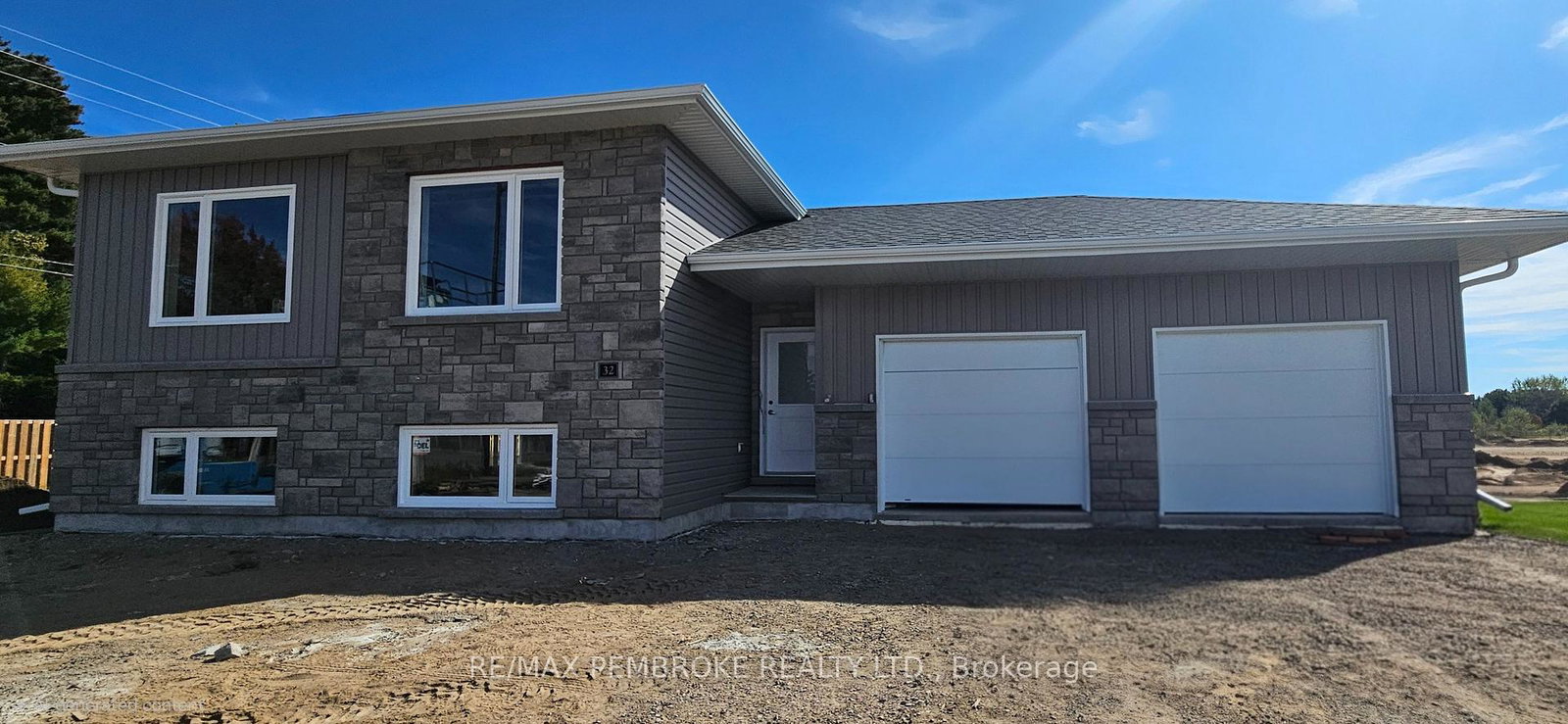 18-jade-avenue-petawawa-ontario-x13836536