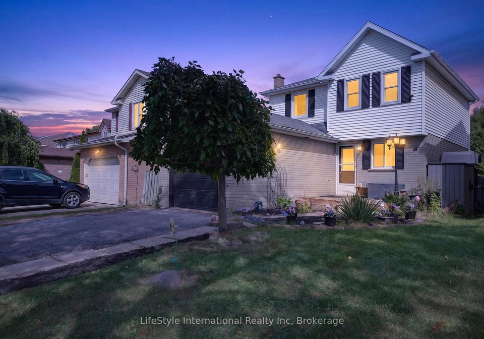 18-camrose-court-kitchener-ontario-x13836726