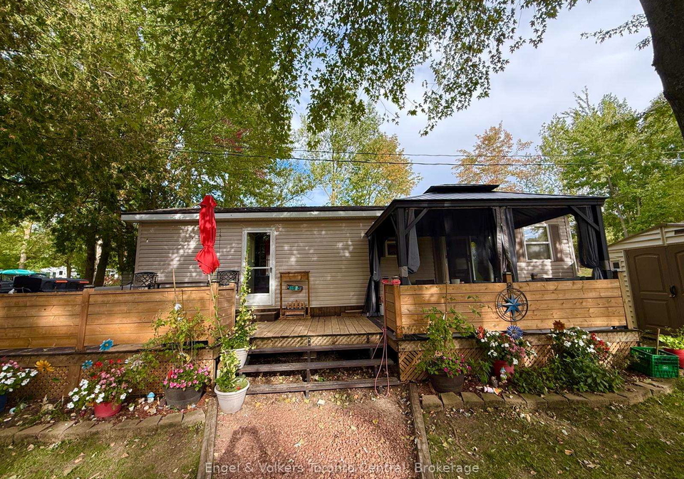 7489-sideroad-5-e-wellington-north-ontario-x13836956