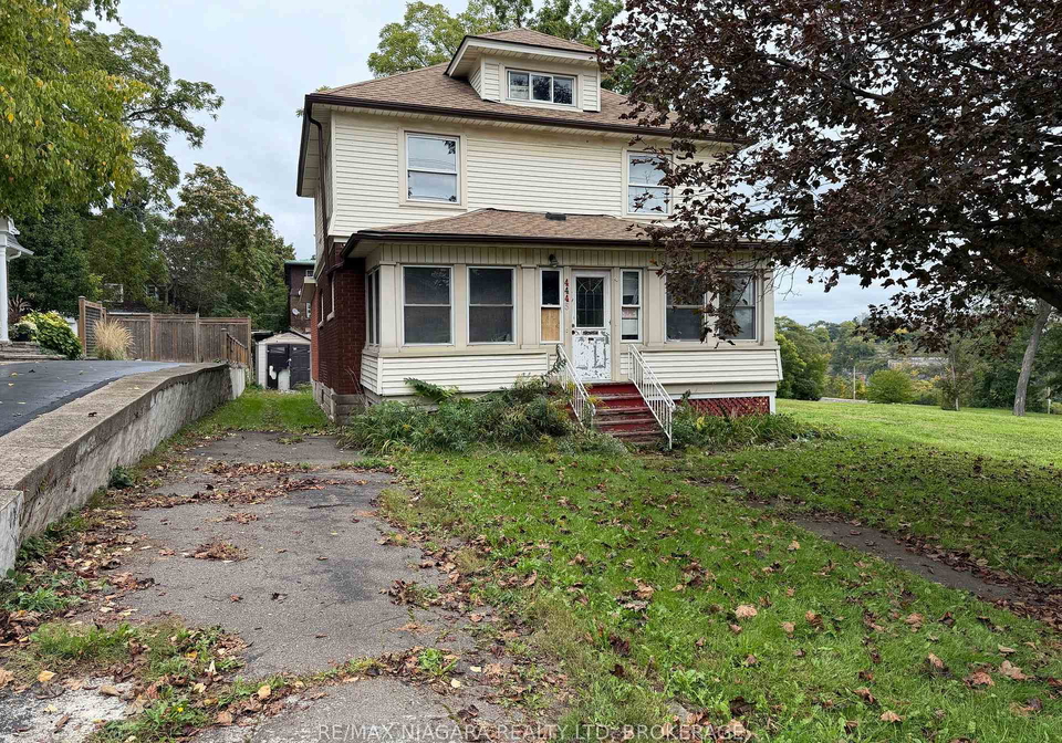 4445-john-street-niagara-falls-ontario-x13836964