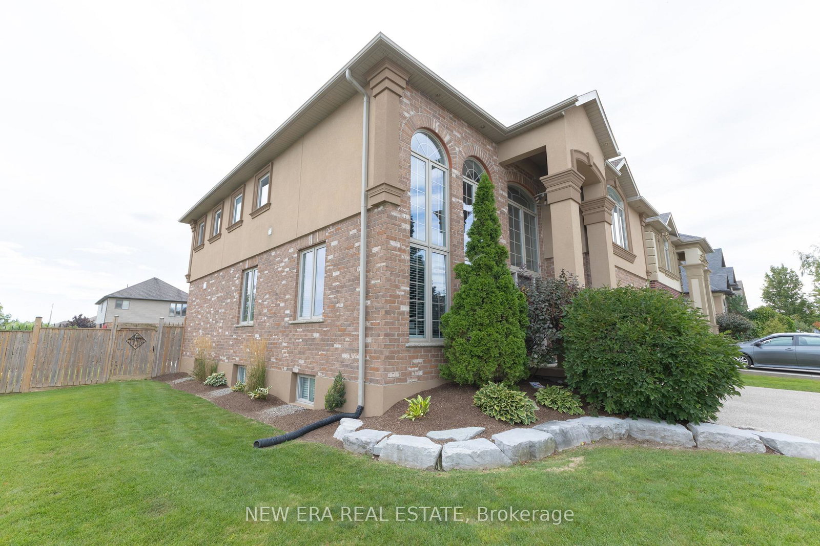 62-gerber-meadows-drive-wellesley-ontario-x13837048