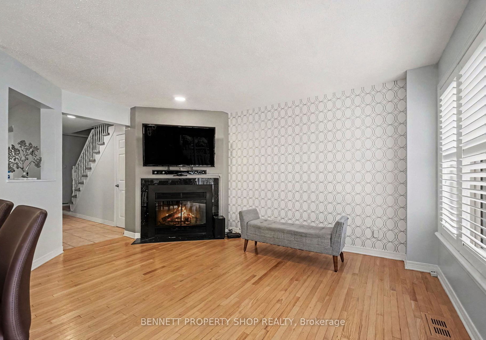 4-winnegreen-court-ottawa-ontario-x13837086
