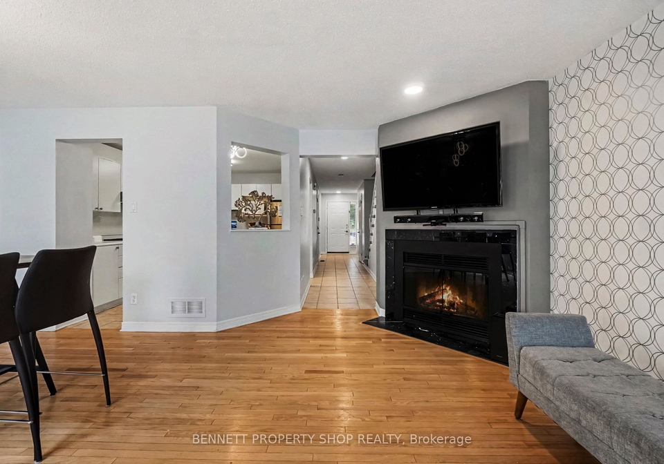 4-winnegreen-court-ottawa-ontario-x13837086