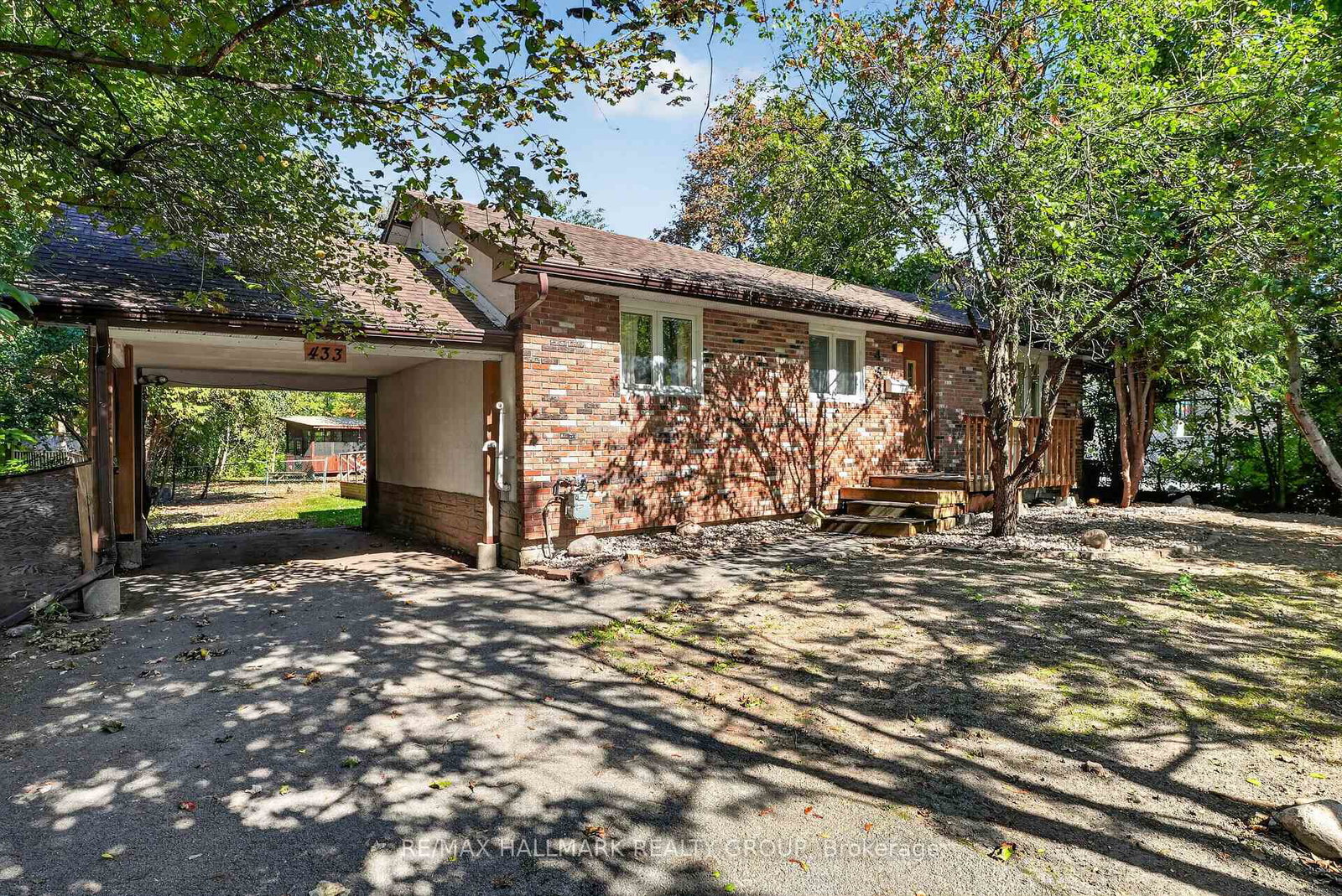 433-pleasant-park-road-ottawa-ontario-x13837088
