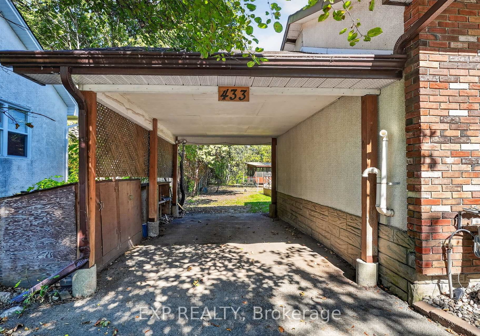 433-pleasant-park-road-ottawa-ontario-x13837088