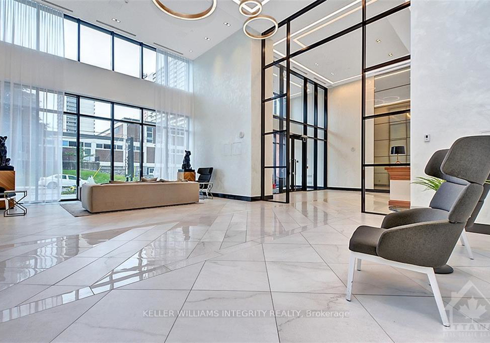 255-bay-street-ottawa-ontario-x13837096