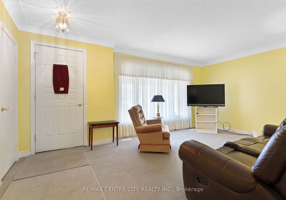 297-wilson-avenue-kitchener-ontario-x13837208