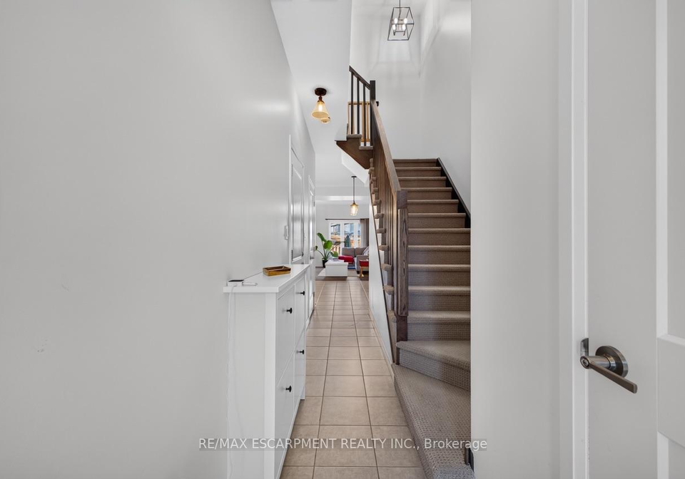 3980-crown-street-lincoln-ontario-x13837306