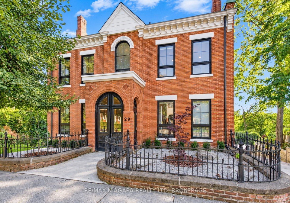 29-yates-street-st-catharines-ontario-x13837430
