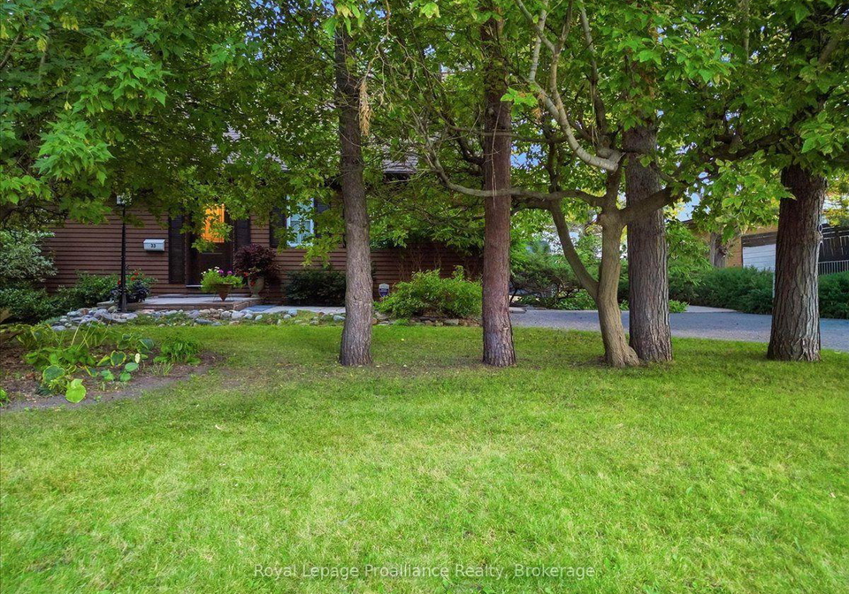 33-lesley-drive-belleville-ontario-x13837444
