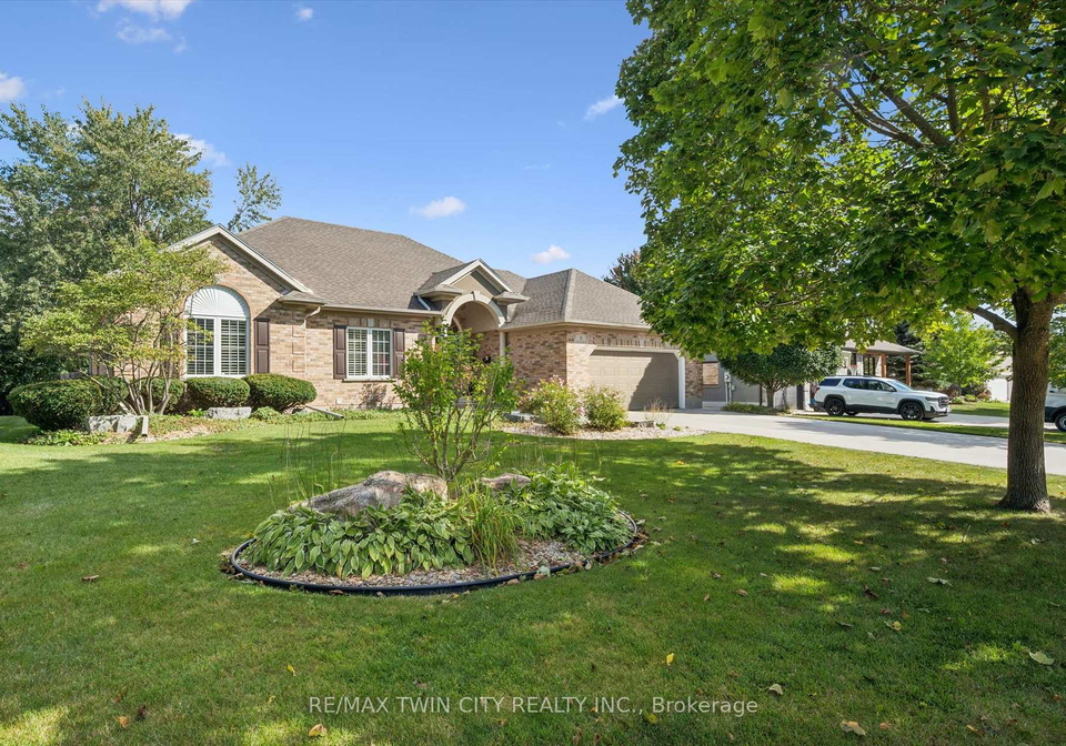 8-chancellor-drive-woolwich-ontario-x13837660