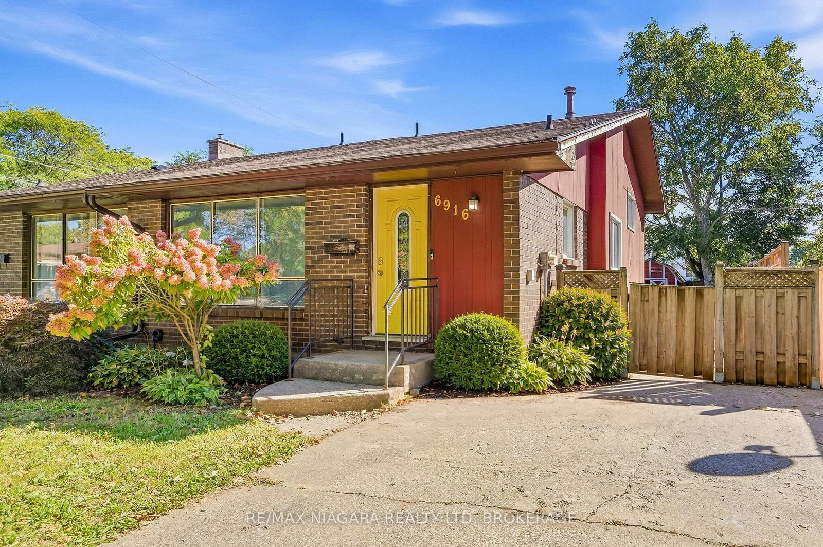 6916-dolphin-street-niagara-falls-ontario-x13837726
